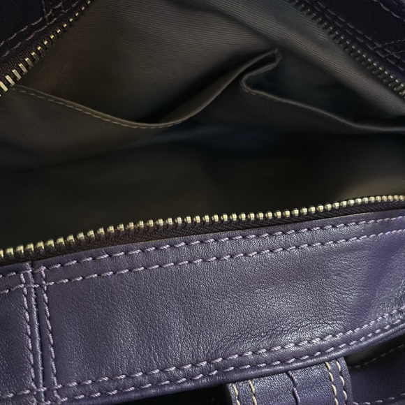 Coach buckle handbag - Picture 8 of 16